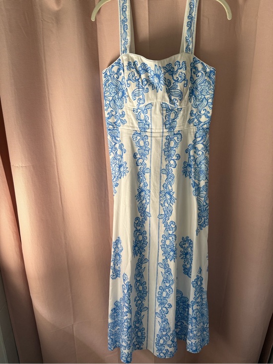 Lilly Pulitzer Dresses & Skirts - Lilly Pulitzer Maella Midi Dress